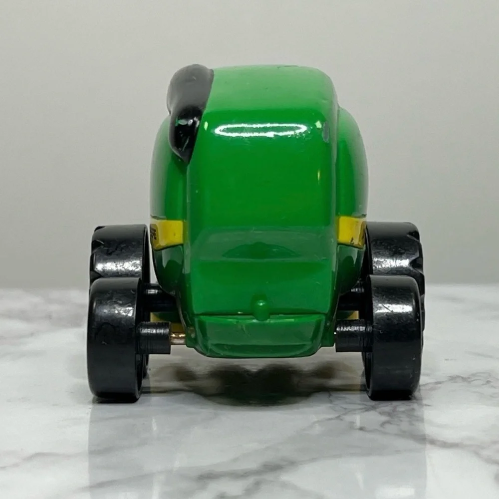 John Deere ERTL Character Truck Toy Green Cartoon Farm Vehicle Model 274 1 WY00 - Picture 4 of 11